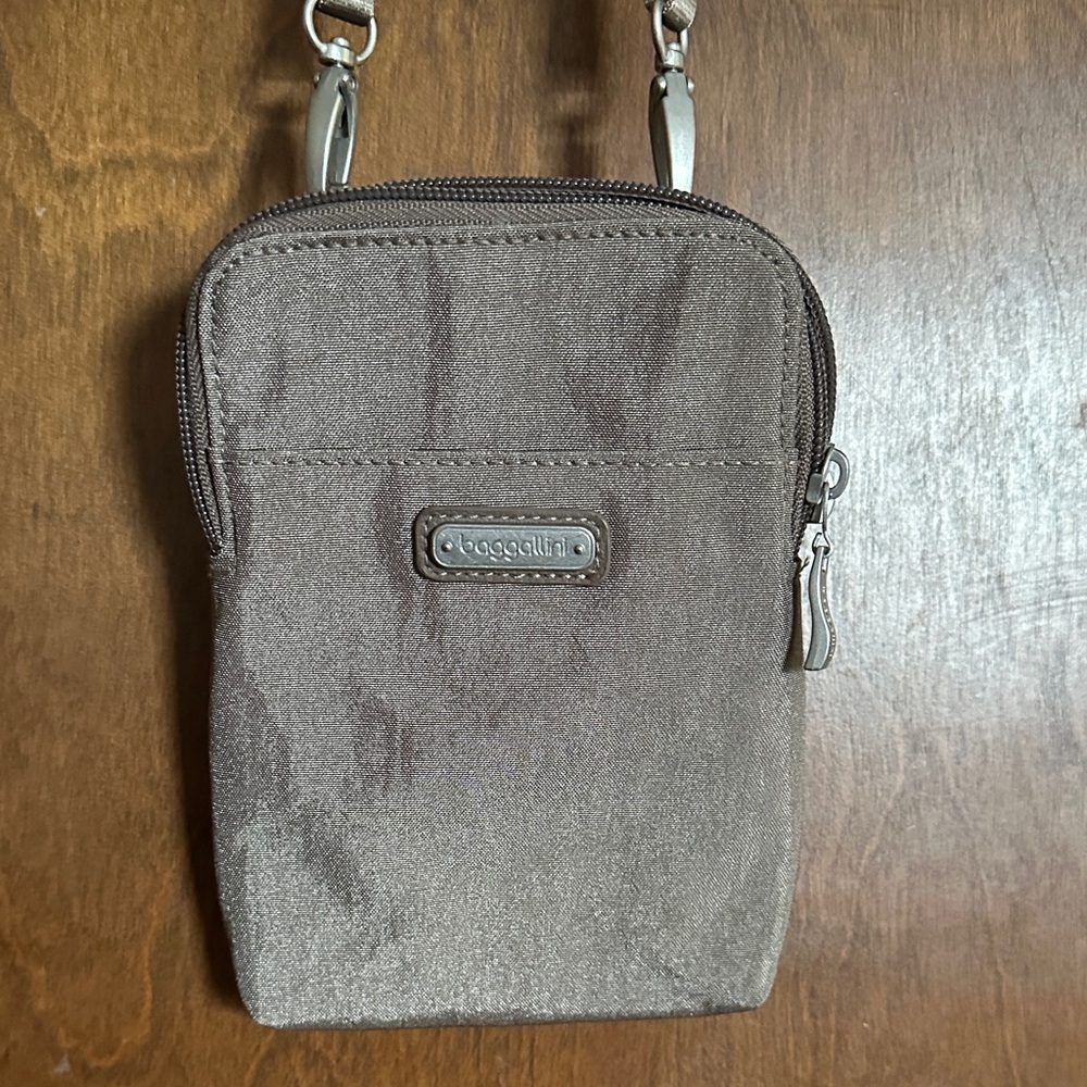 ⭐️ Like NEW ⭐️ Women’s Baggallini Take Two RFID Bryant Crossbody Purse